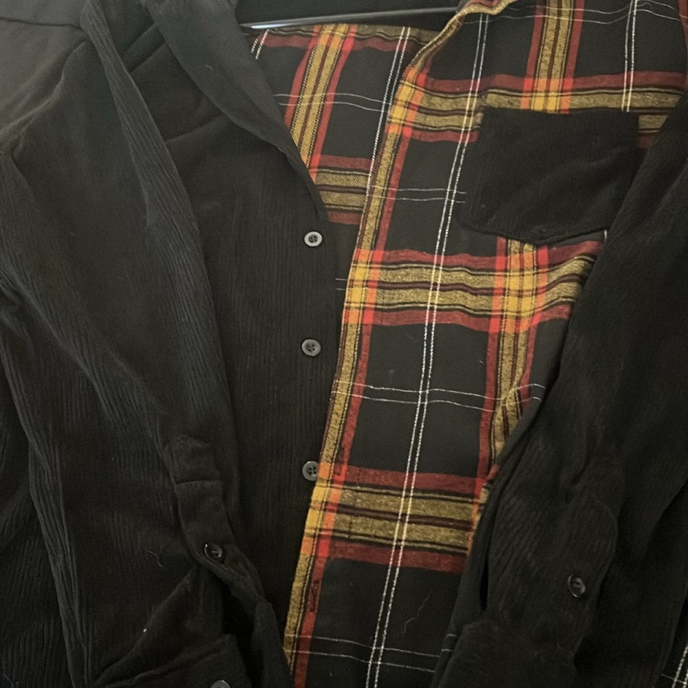 Shacket - Picture 2 of 2
